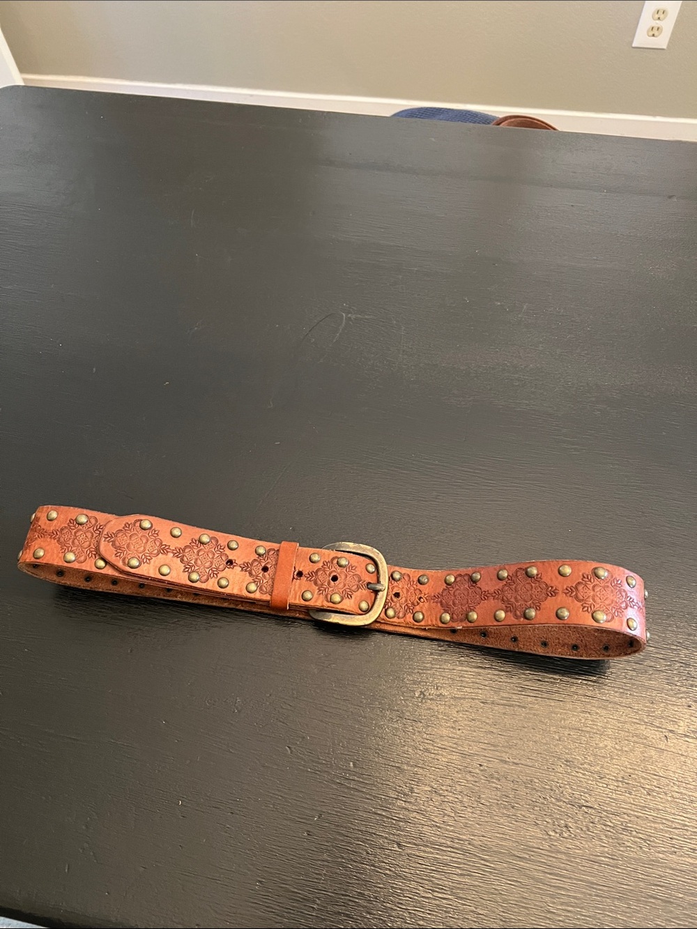 Fossil Studded Embossed Brown Leather Belt Sz large